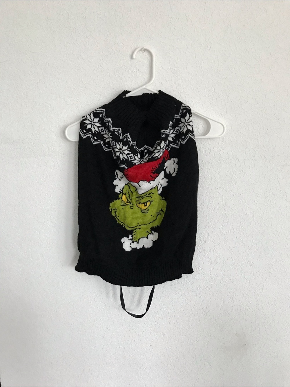 Kids Black Grinch Holiday Knit Vest - Festive Sleeveless Top